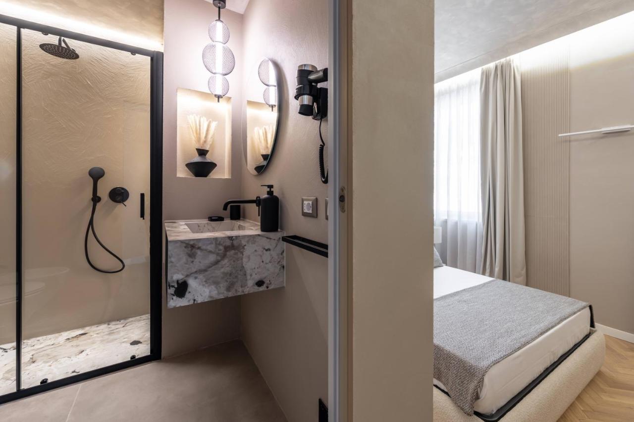 Duomo Collection Hotel Милано Екстериор снимка